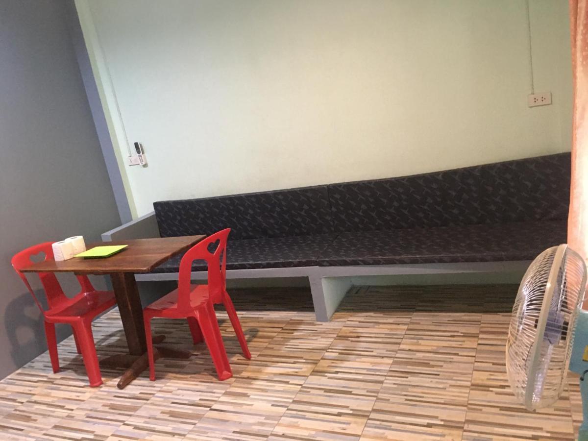 P'Un House Hotel Ko Tao Buitenkant foto