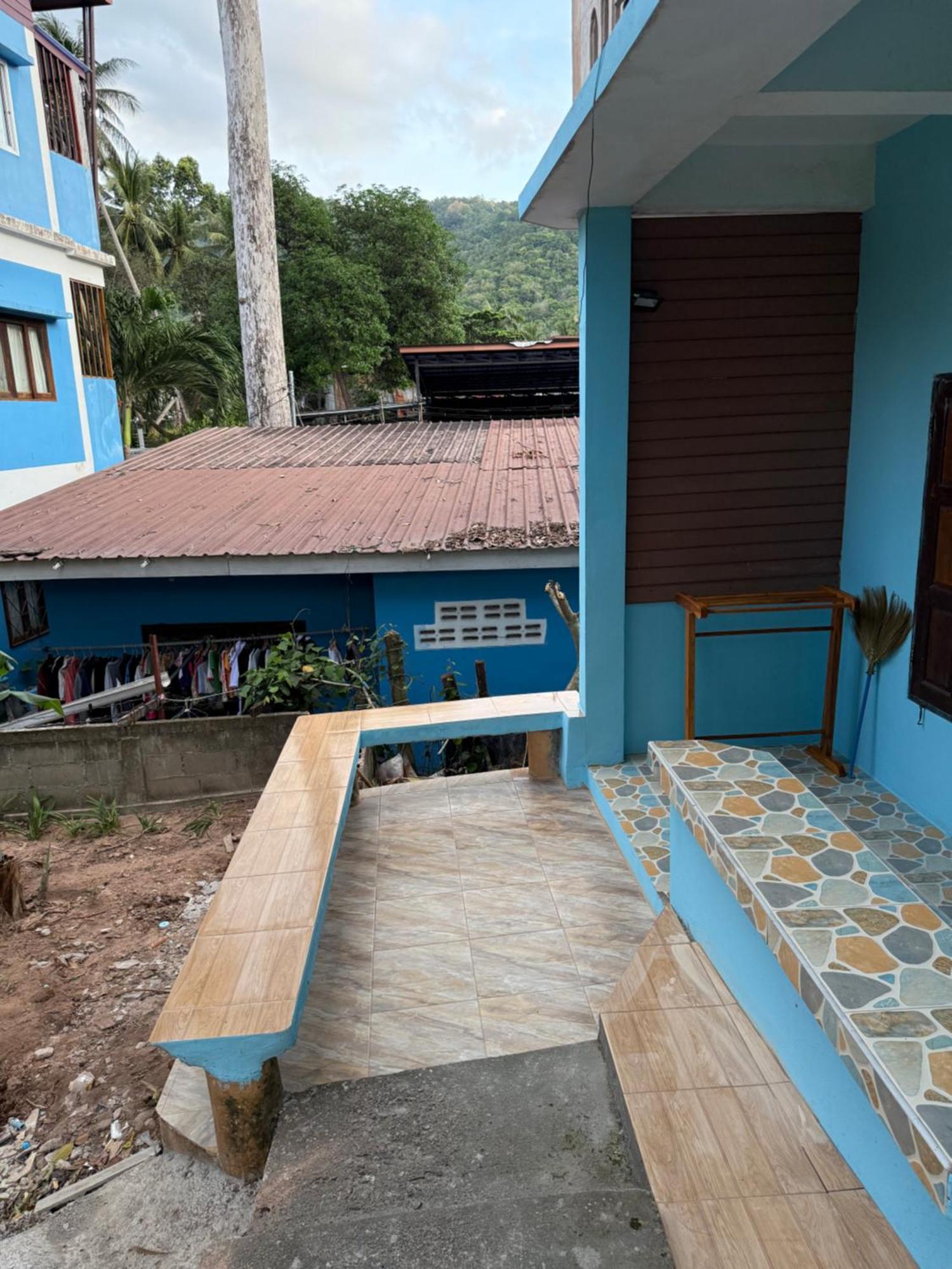 P'Un House Hotel Ko Tao Buitenkant foto