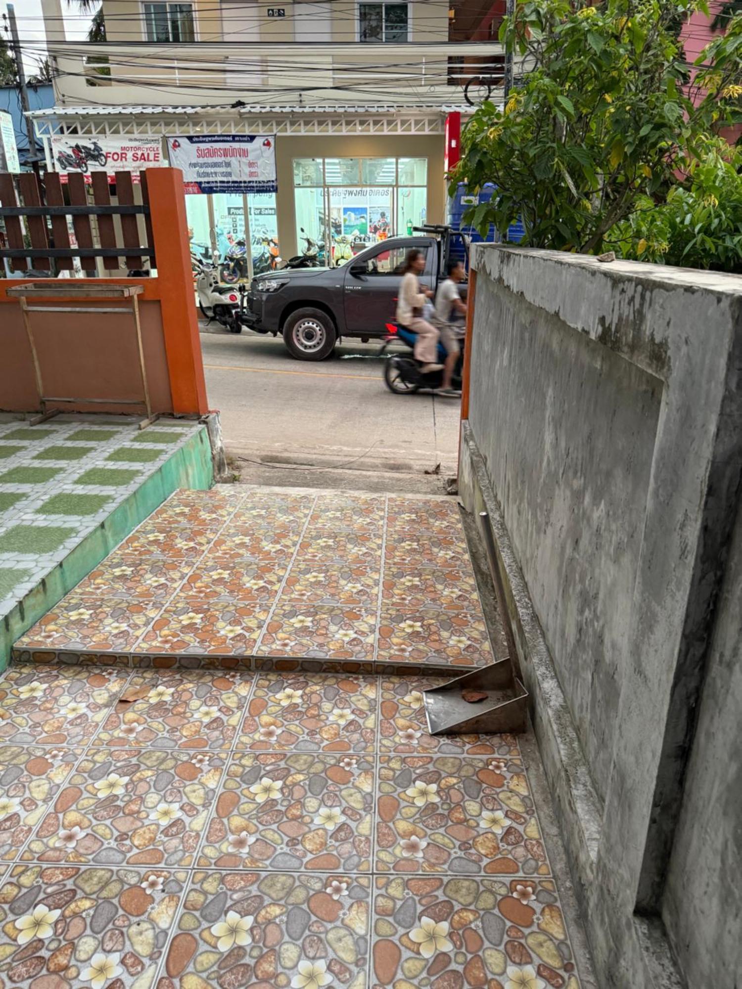 P'Un House Hotel Ko Tao Buitenkant foto
