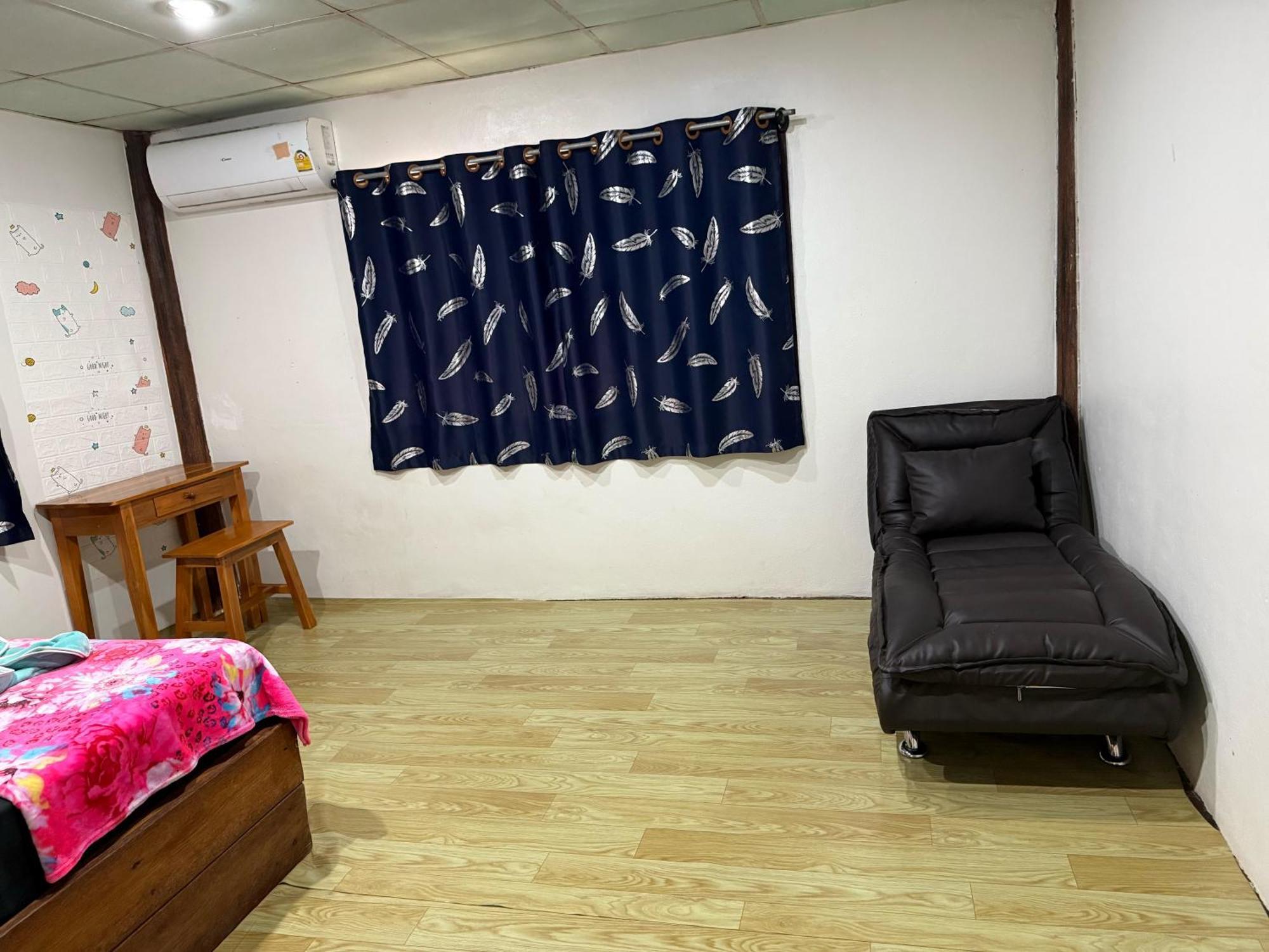 P'Un House Hotel Ko Tao Buitenkant foto